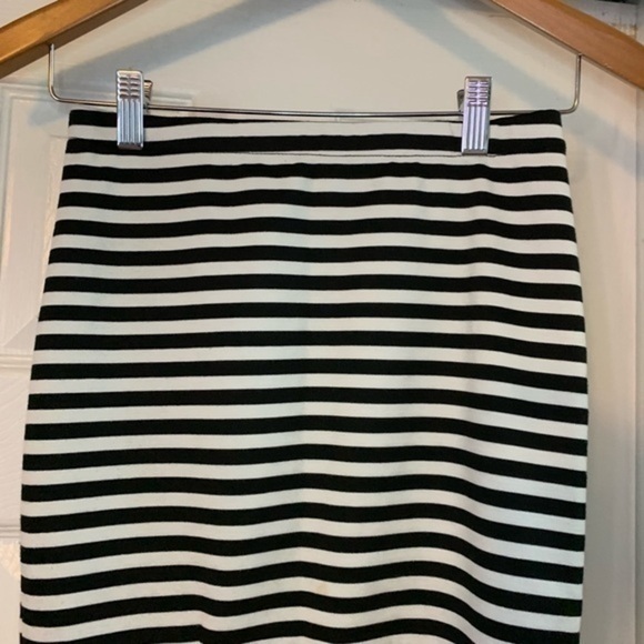 material Girl Striped Pencil Skirt w Slit Small - Picture 4 of 8